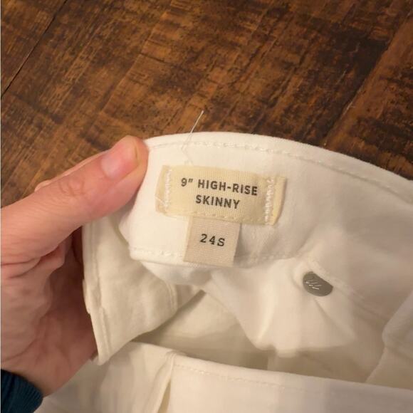NWT- Madewell 9” High Rise Skinny Jeans - Picture 7 of 7